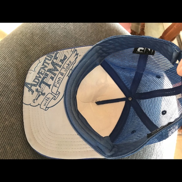 Adventure time cap 🧢 - Picture 3 of 6